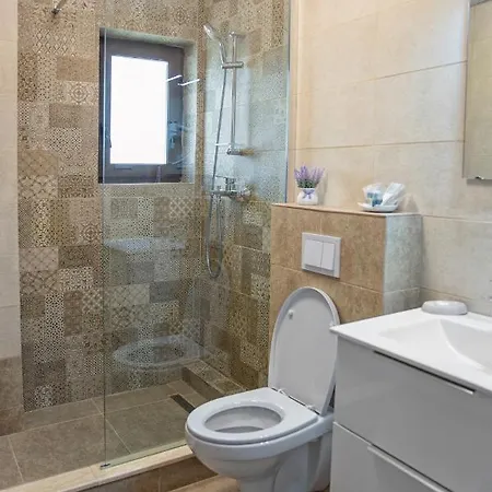 酒店 Roca Del Mar 3*