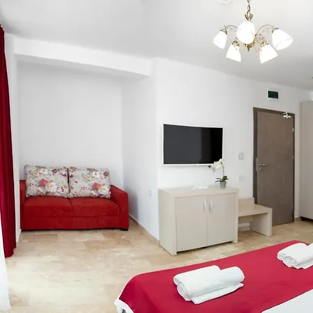 Hotel Roca Del Mar