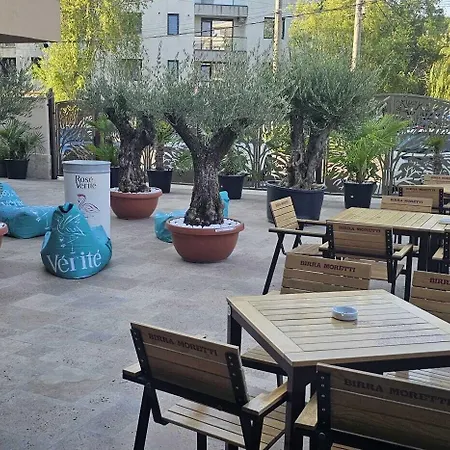 Hotel Roca Del Mar 3*