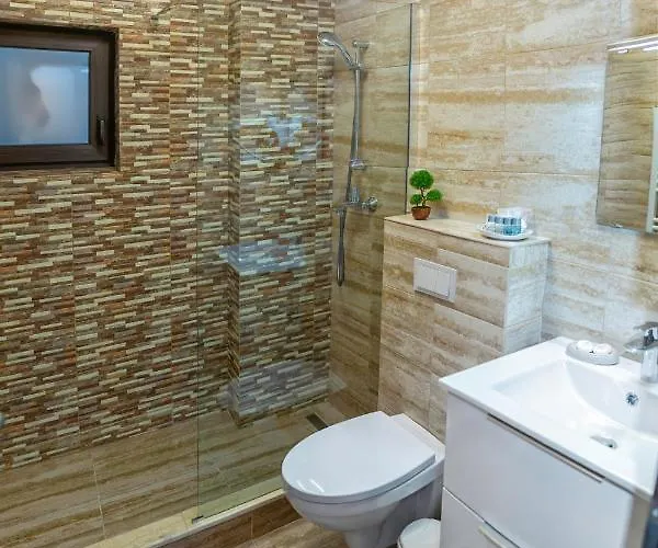 Roca Del Mar Hotel 3*